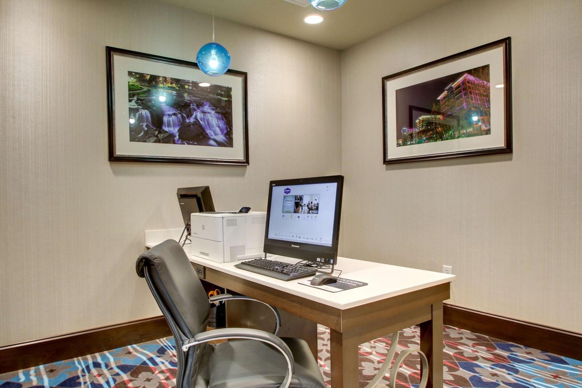 Hampton Inn & Suites Greenville Airport Экстерьер фото